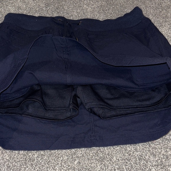Te Verde navy Blue cargo style women’s skort size medium - Picture 5 of 7